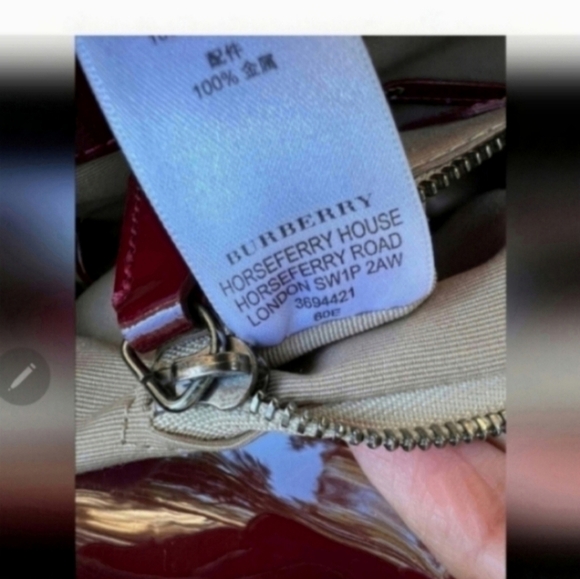 NEED GONE Burberry  Stars Coated Canvas Tote Bag - Picture 12 of 12